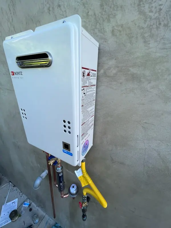 Tankless water heater installation for Inwood New Smyrna homes